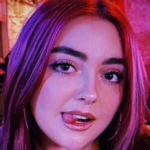 Elizabeth DeVasto image 4