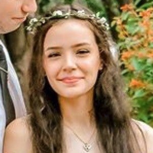 Elizabeth Hale, 23 (TikTok Star)