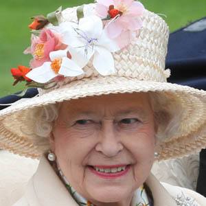 Elizabeth II image 6