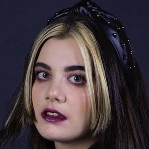 Elizabeth Kiss, 22 (TikTok明星)