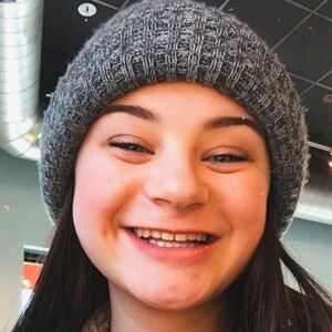 Elizabeth Saunders image 4