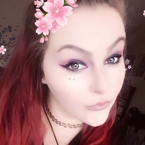 Elizabeth Sweet, 32 (YouTube明星)