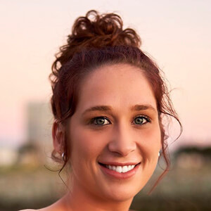 Elizabeth Thompson image 4