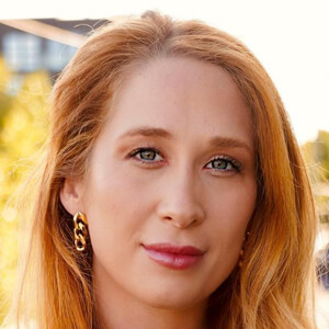 Elizabeth Thompson image 8