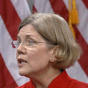Elizabeth Warren image 3
