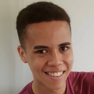 Elkanah Sibanda, 28 (Estrella de TikTok)