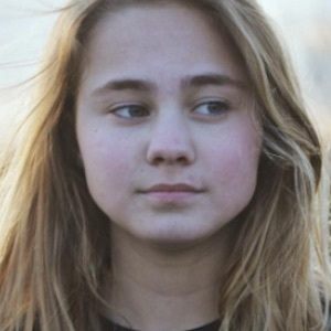 Ella Aafjes, 23 (YouTube Star)