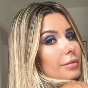 Ella Diniz, 33 (YouTube Star)