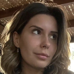 Ella Diniz, 33 (YouTuber)