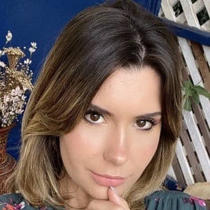 Ella Diniz, 33 (YouTube Star)