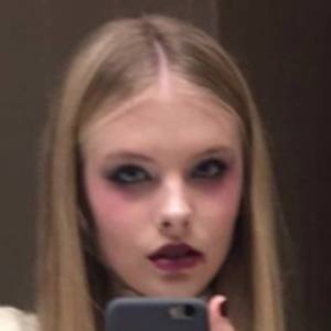 Ella Flood, 26 (Model)