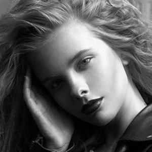 Ella Flood, 26 (Model)