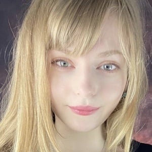 Ella Freya, 28 (Instagram Star)