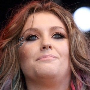 Ella Henderson, 29 (Cantante pop)