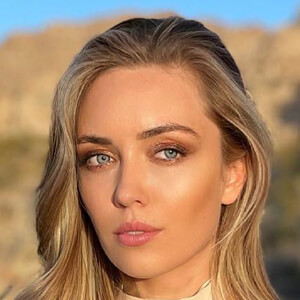 Ella May Cannon, 35 (电视女演员)