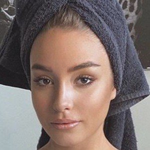 Ella Orten, 25 (TikTok Star)