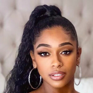 Elle DaCruz, 36 (Reality Star)