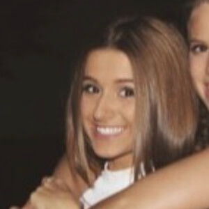 Elle Graves, 24 (TikTok Star)