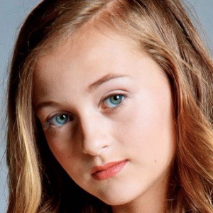 Elle Kent, 20 (模特)