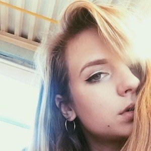 Elle Lotherington, 29 (Andere)