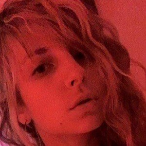 Elle Lotherington, 29 (Other)