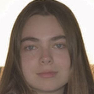 Elle Nicoletti, 23 (YouTube明星)