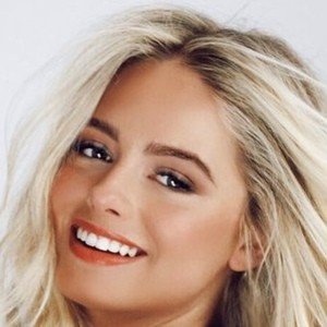 Elle Williamson, 23 (TikTok Star)