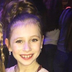 Elliana Walmsley, 18 (Dancer)