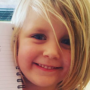 Ellie Beach, 10 (YouTube Star)