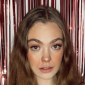 Ellie Bindman image 10