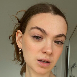 Ellie Bindman image 11