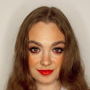 Ellie Bindman image 8