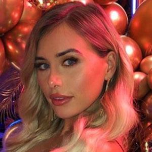Ellie Brown, 26 (现实之星)