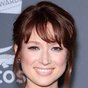 Ellie Kemper image 8