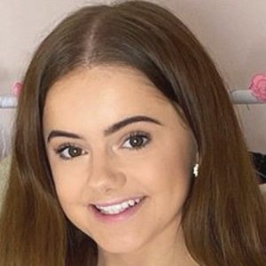 Ellie Louise, 24 (YouTube Star)