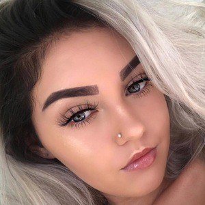 Ellie Scales, 26 (Instagram Star)