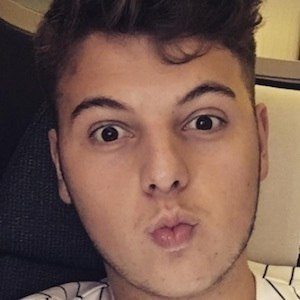 Elliot Giles image 3