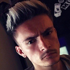 Elliot Stephens image 3