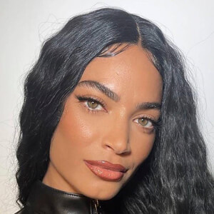 Elodie Di Patrizi, 35 (世界音乐歌手)