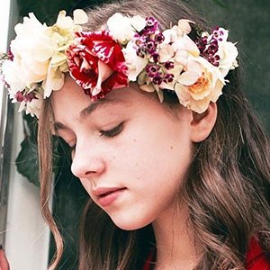 Eloise Webb image 3