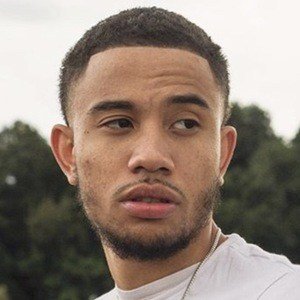 Els Marshall, 24 (YouTube Star)