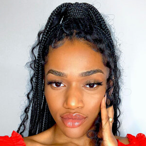 Elvira Styles image 4