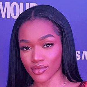 Elvira Styles image 7