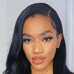 Elvira Styles image 8