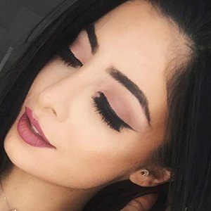 Elwa Saleh, 35 (Instagram Star)