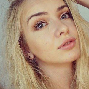 Ely Xo, 30 (Fitness Instructor)