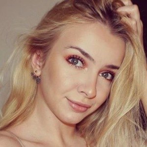 Ely Xo, 30 (健身教练)