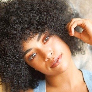 Elysandra Quiñones, 35 (Dancer)