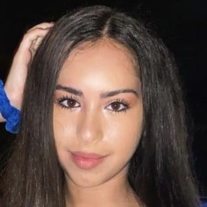 Emaleah Christou image 4