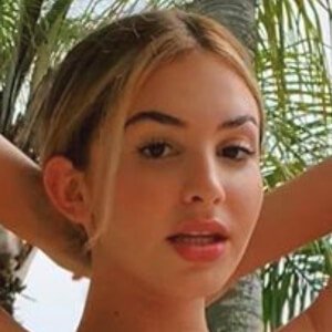 Emely Hernandez image 3